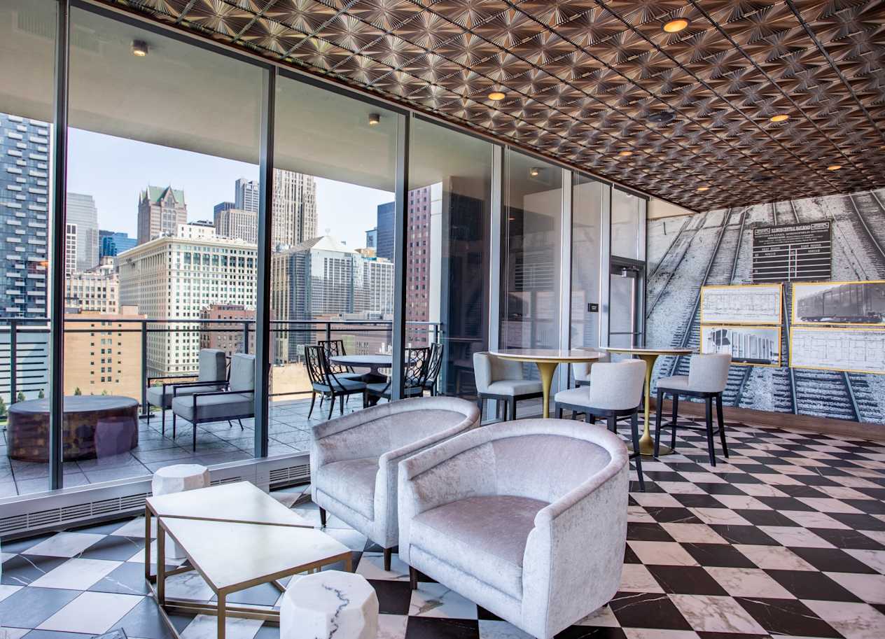 Rooftop Conductor Lounge at The Grand Central Apartments in Chicago, IL 60607