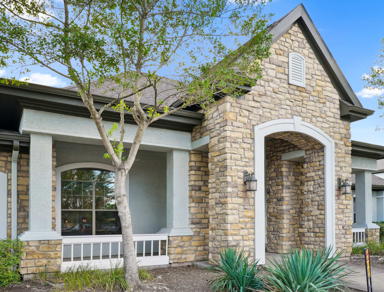 Champion Townhomes on the Green 1 of 1