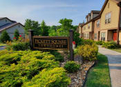 Thumbnail 2 of 10 - pickett_square_sign