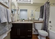 Thumbnail 14 of 32 - Bathroom