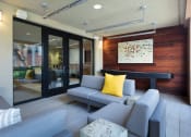 Thumbnail 16 of 28 - seating area