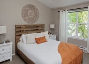 Thumbnail 26 of 44 - master bedroom at Lionsgate South, Oregon