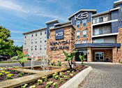 Thumbnail 2 of 22 - Exterior view of Kenyon Square Apartments in Polaris, Ohio