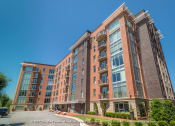Thumbnail 30 of 32 - exterior building view