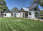 Thumbnail 19 of 27 - Exterior Landscape at Reedhouse Apartments, Idaho, 83706