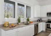 Thumbnail 4 of 18 - Modern Kitchen at The Yarra, Madison Tennessee