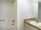 Thumbnail 20 of 28 - Bathroom