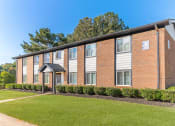 Thumbnail 20 of 22 - Exteriors at Ridgewood Apartments, Georgia