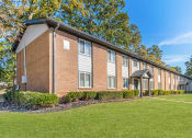 Thumbnail 17 of 22 - Exterior View at Ridgewood Apartments, Lawrenceville, 30045
