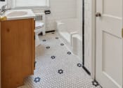 Thumbnail 13 of 17 - bathroom