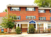 Thumbnail 4 of 10 - Admiral Oaks Community Center