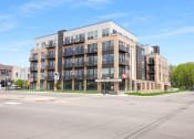 Thumbnail 6 of 20 - Liffey on Snelling | High End Apartments in St. Paul, MN