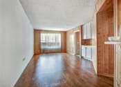 Thumbnail 10 of 28