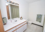 Thumbnail 16 of 16 - Bathroom