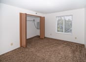 Thumbnail 21 of 21 - Second bedroom