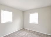 Thumbnail 12 of 25 - Elmwood Apartments