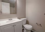 Thumbnail 20 of 25 - Elmwood Apartments