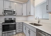 Thumbnail 7 of 22 - Kitchen Sink
