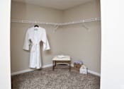 Thumbnail 10 of 26 - Closet