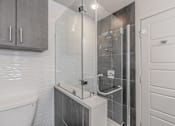 Thumbnail 21 of 30 - Stand up shower