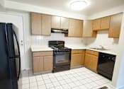 Thumbnail 34 of 49 - Fully Equipped Kitchen at River Run Apartments, Warren