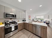 Thumbnail 2 of 33 - MODERN KITCHEN