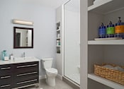 Thumbnail 9 of 32 - The Scott bathroom