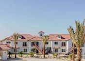 Thumbnail 40 of 94 - A Large White House at The Villas at Ellis Manor, California, 93720