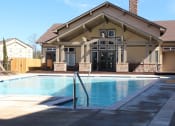 Thumbnail 4 of 8 - River Park Apartments