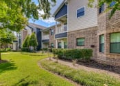 Thumbnail 24 of 29 - Apartment Exterior at Avenues at Shadow Creek Ranch, Pearland
