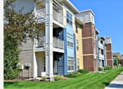 Thumbnail 20 of 28 - exterior of apartment building1 at CityView, North Kansas City, MO, 64116