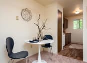Thumbnail 6 of 17 - St James on Hall | Dining Space