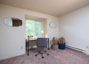 Thumbnail 9 of 17 - St James on Hall | Bedroom