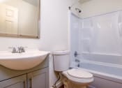 Thumbnail 10 of 20 - The Hideaway | Bathroom