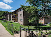 Thumbnail 14 of 38 - Del Vista Apartments Building Exterior 07