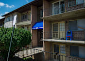 Thumbnail 25 of 38 - Del Vista Apartments Building Exterior 19