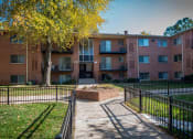 Thumbnail 6 of 23 - Glen Willow Apartments Outside Walkway 01
