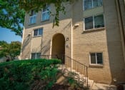 Thumbnail 9 of 43 - Maplewood Villas Apartments Building Exterior 13