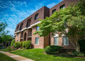 Thumbnail 16 of 28 - Oakton Park Apartments Building Exterior 02