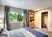 Thumbnail 10 of 24 - bedroom