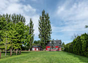 Thumbnail 56 of 64 - additional photo for property listing at chic digs with room to stretch out in the village 22 car