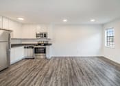 Thumbnail 4 of 28 - Suite 3095