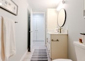 Thumbnail 21 of 40 - 881 Grosvenor Avenue