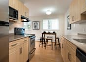 Thumbnail 5 of 22 - 1030 Brazier Street