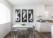 Thumbnail 9 of 19 - Decor at Santa Rosa Oaks, Santa Rosa, 95401