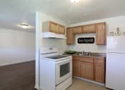 Thumbnail 4 of 19 - Kitchen at Golden Shores of Jacksonville Jacksonville, FL, 32211