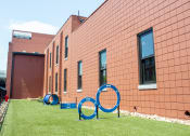 Thumbnail 21 of 24 - Grocers Ice Lofts - Exterior Dog Park