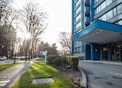 Thumbnail 3 of 29 - Blue Crest Apartments
