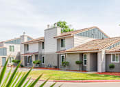 Thumbnail 19 of 20 - Modern Living at River Oaks Apartments & Townhomes, Hanford, California