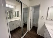 Thumbnail 8 of 40 - Studio vanity